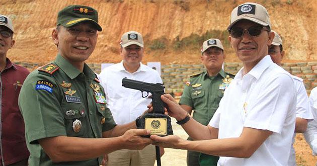 Dandim Latih Bela Negara Pejabat Pemko Batam